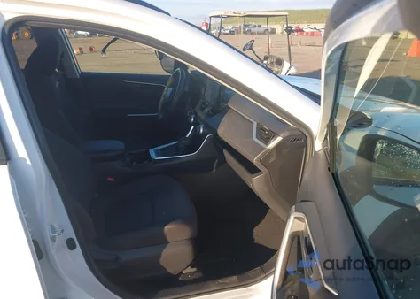 2019 Toyota Rav4 Le z USA, uszkodzony, nr VIN JTMK1RFV9KD022703